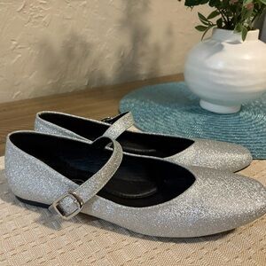 London Rag Women’s Herman Glitter Pin Buckle Flats Shoes